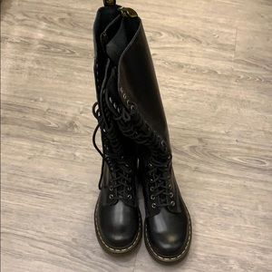 Dr martens 1850 boots